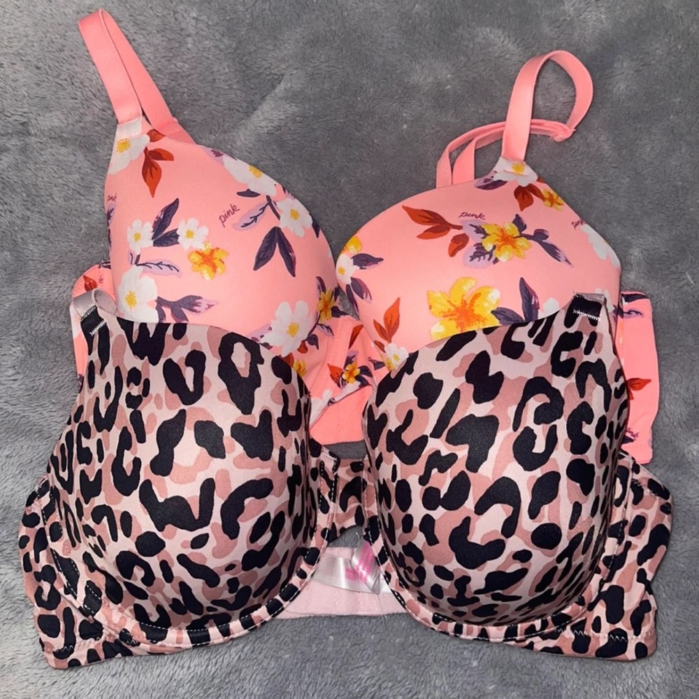 2 PINK Wear Everywhere T-Shirt Lightly Lined Bras